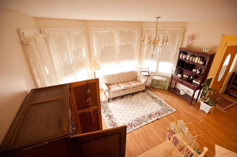 Victorian Veranda Country Inn ลอว์เรนซ์ ภายนอก รูปภาพ